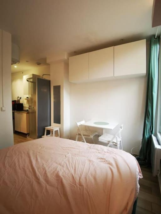 Apartment Cozy Studio*near Paris*ideal Couple *